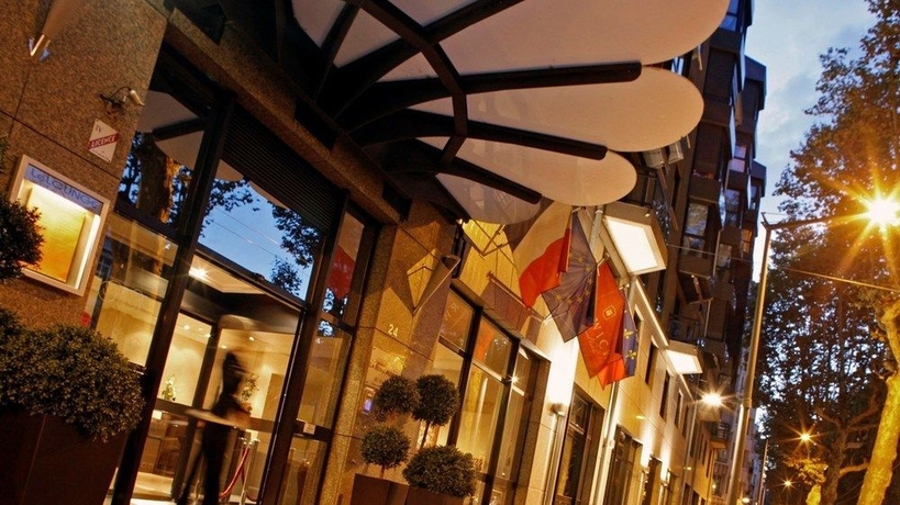 Imagen general del Hotel Warwick Reine Astrid - Lyon. Foto 3