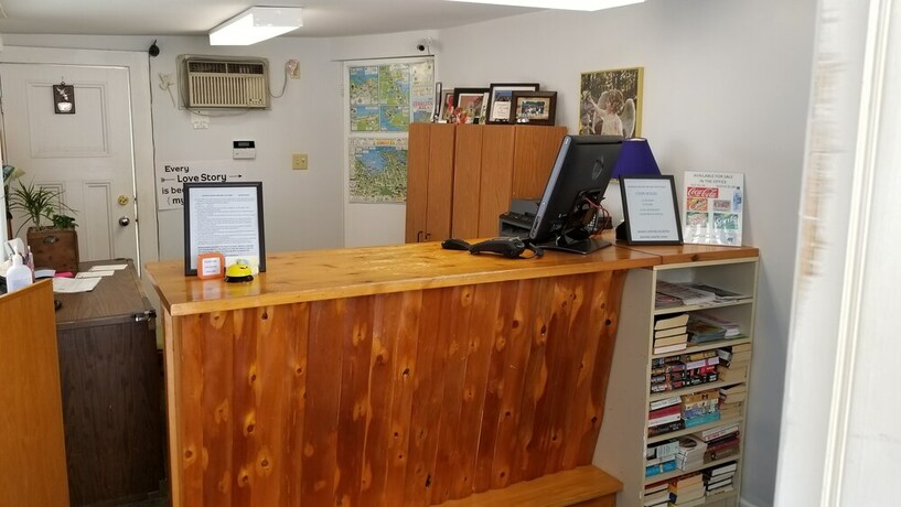 Imagen de los interiores del Hotel Wasaga Beach Inn and Cottages. Foto 36