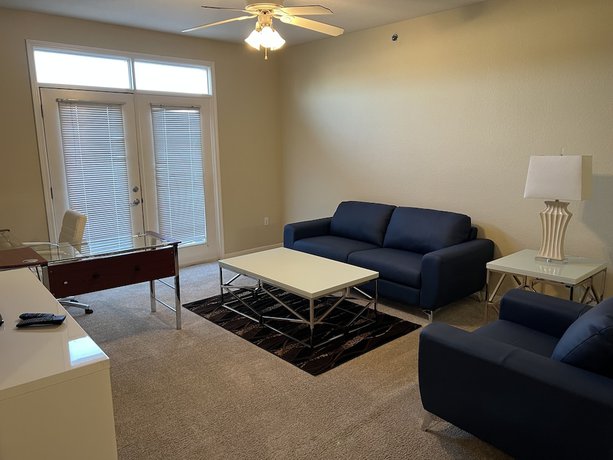 Imagen de la habitación del Hotel Washburn Suites. Foto 9