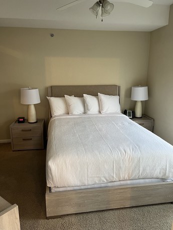 Imagen de la habitación del Hotel Washburn Suites. Foto 12