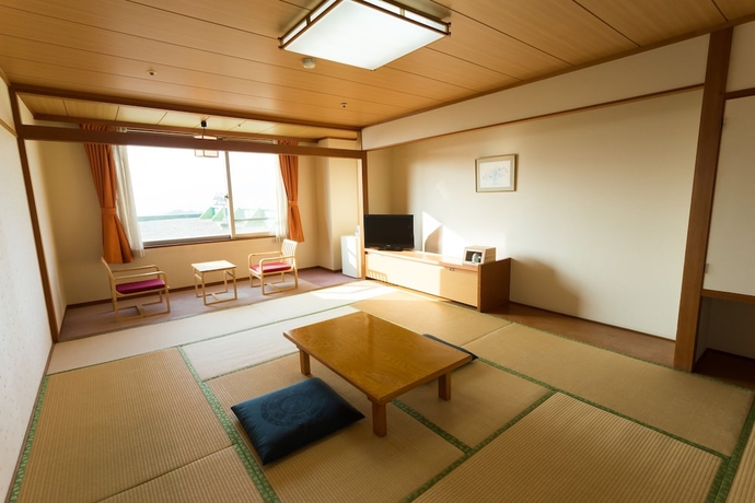 Imagen de la habitación del Hotel Washigatake Kogen Rainbow. Foto 7