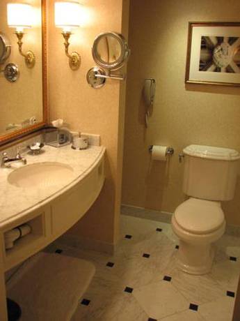 Imagen de la habitación del Hotel Washington Duke Inn and Golf Club. Foto 5