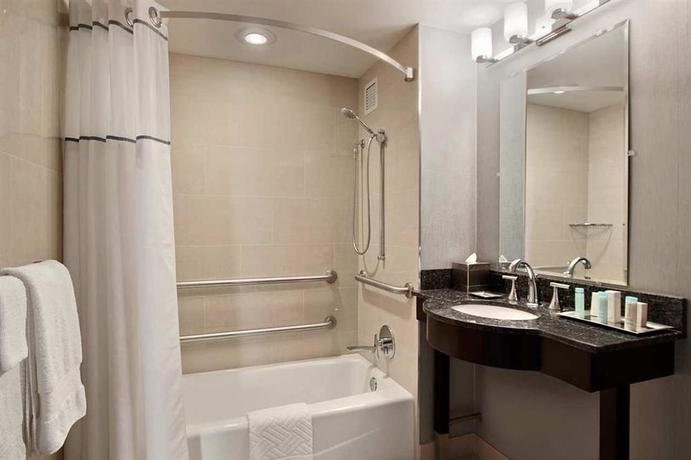 Imagen de la habitación del Hotel Washington Hilton. Foto 6