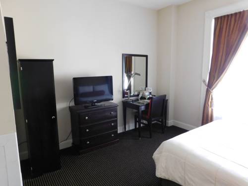 Imagen de la habitación del Hotel Washington Inn. Foto 4
