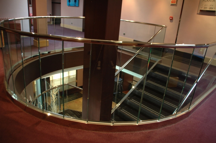 Imagen de los interiores del Hotel Washington Parquesol Suites and. Foto 14