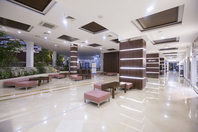 Imagen de los interiores del Hotel Washington Resort. Foto 17
