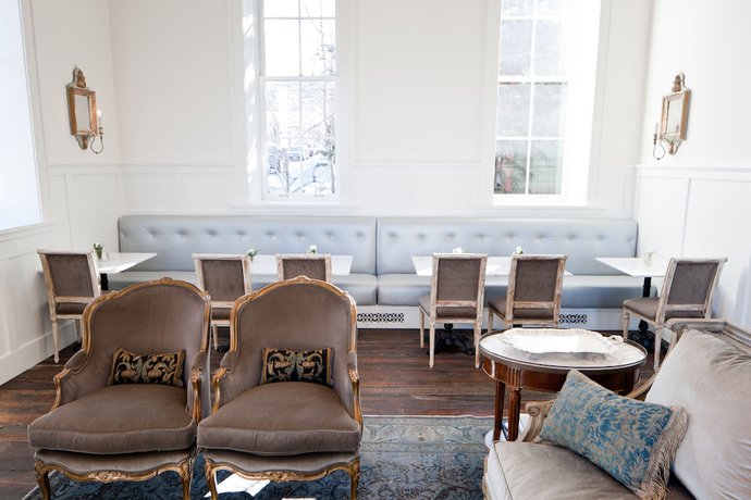 Imagen de los interiores del Hotel Washington School House. Foto 18