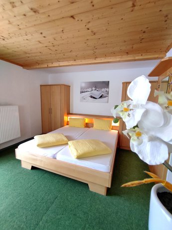 Imagen de la habitación del Hotel Wasserfall, Fusch an der Gro&szlig;glocknerstra&szlig;e. Foto 4