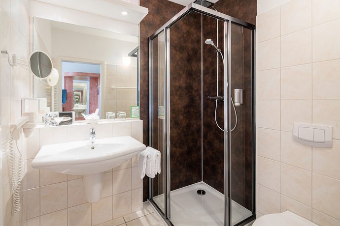 Imagen de la habitación del Hotel Wassermuehle Heiligenthal. Foto 16