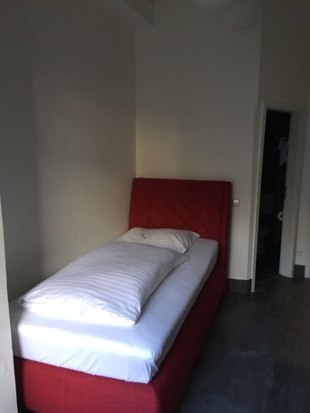 Imagen de la habitación del Hotel Wasserturm. Foto 11