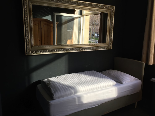 Imagen de la habitación del Hotel Wasserturm. Foto 12