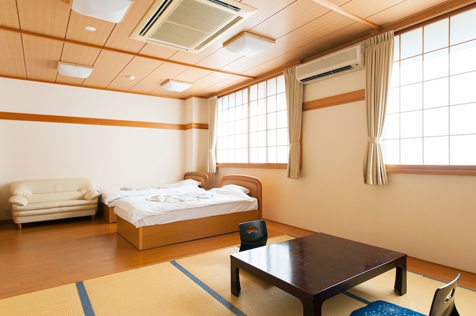 Imagen de la habitación del Hotel Watarase Onsen Hotel Yamayuri. Foto 11