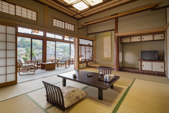 Imagen de la habitación del Hotel Wataya Besso. Foto 10