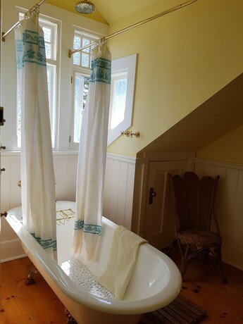 Imagen de la habitación del Hotel Water Bay Villa Bed and Breakfast. Foto 29