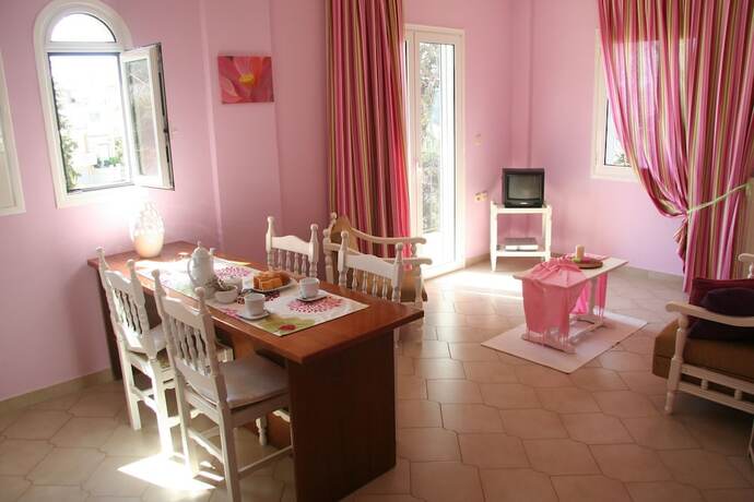 Imagen general del Hotel Water Lily. Foto 4