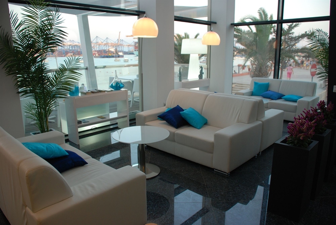 Imagen de los interiores del Hotel Water s Edge Malta. Foto 16