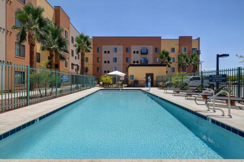 Imagen de la piscina del Hotel WaterWalk Extended Stay Huntsville. Foto 16