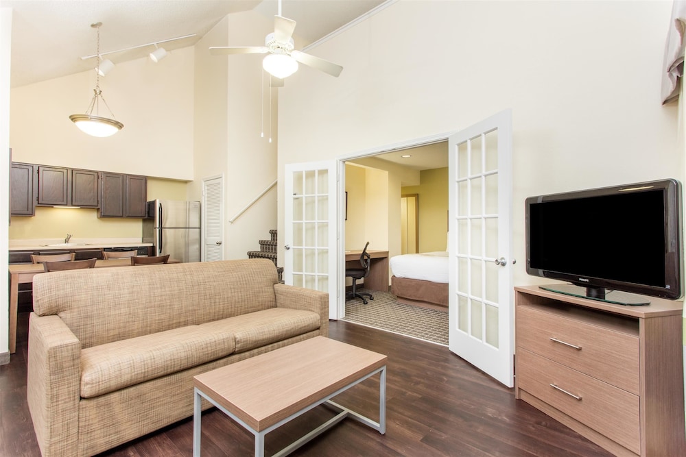 Imagen de la habitación del Hotel WaterWalk Extended Stay by Wyndham Atlanta Perimeter. Foto 4