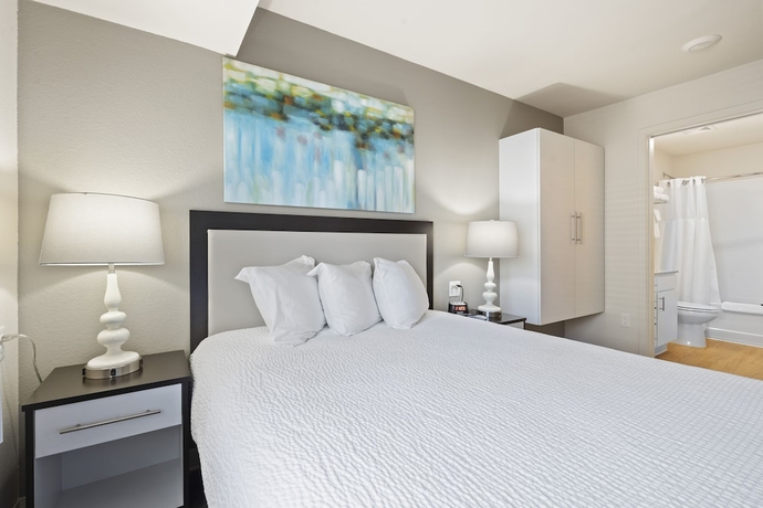 Imagen de la habitación del Hotel WaterWalk Kansas City-Overland Park. Foto 9