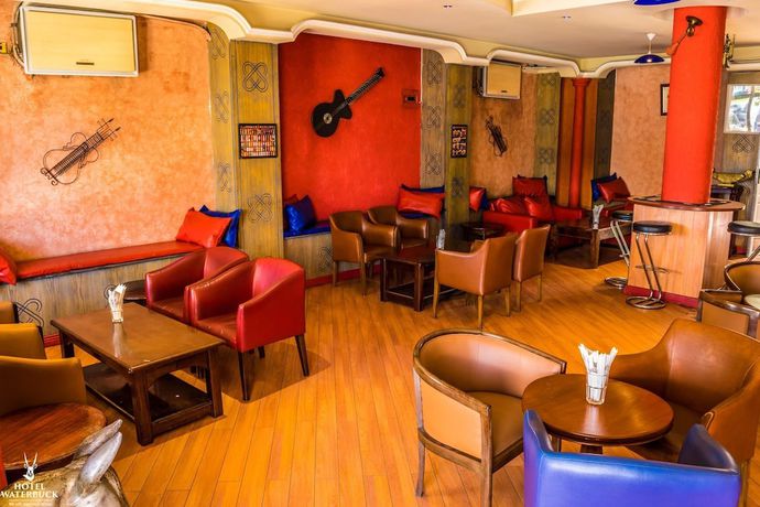 Imagen del bar/restaurante del Hotel Waterbuck. Foto 7