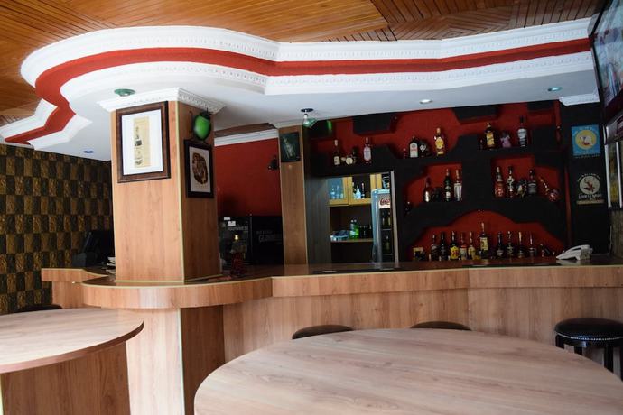 Imagen del bar/restaurante del Hotel Waterbuck. Foto 9