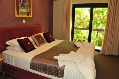 Imagen de la habitación del Hotel Waterfall Cottages. Foto 1