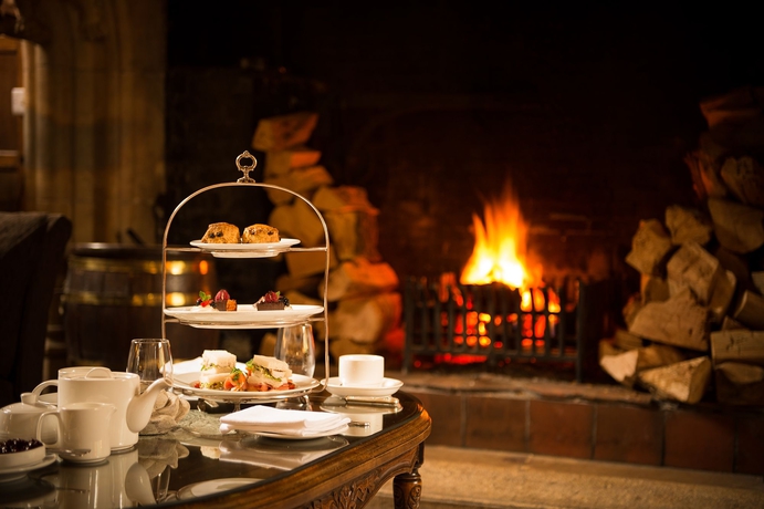 Imagen del bar/restaurante del Hotel Waterford Castle and Lodges. Foto 5