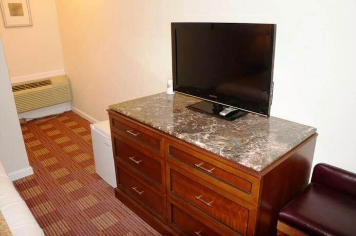 Imagen general del Hotel Waterford Inns on the Hudson. Foto 6