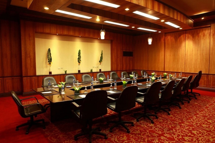 Imagen general del Hotel Waterfront Airport and Casino. Foto 2