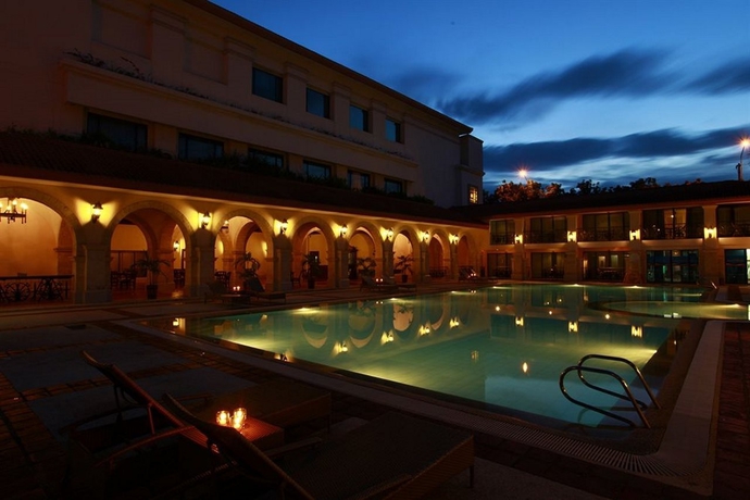 Imagen general del Hotel Waterfront Airport and Casino. Foto 9