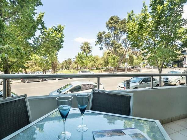 Imagen general del Hotel Waterfront By Gold Star Stays. Foto 6