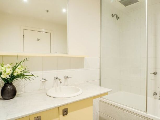 Imagen general del Hotel Waterfront By Gold Star Stays. Foto 9