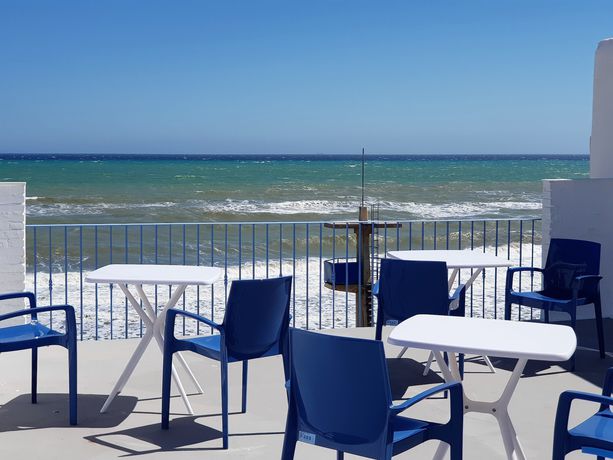 Imagen de la habitación del Hotel Waterfront Carihuela. Foto 16