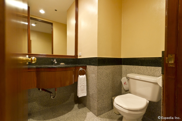 Imagen de la habitación del Hotel Waterfront Cebu City and Casino. Foto 2