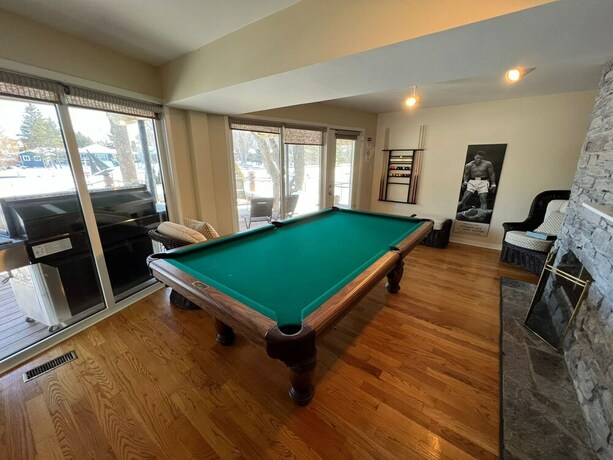 Imagen general del Hotel Waterfront Cottage 4 BD by GLOBALSTAY. Foto 14