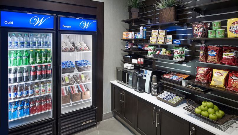 Imagen de los interiores del Hotel Waterfront Downtown Burlington. Foto 18