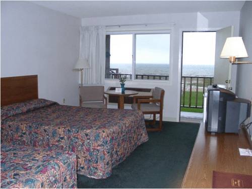 Imagen de la habitación del Hotel Waterfront Inn Mackinaw City. Foto 5