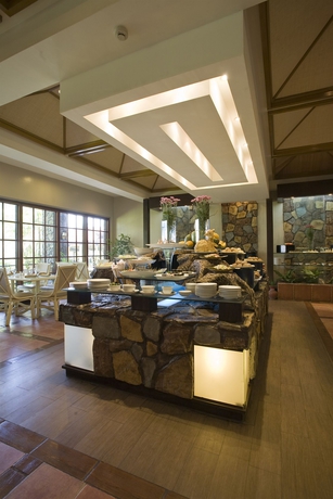 Imagen del bar/restaurante del Hotel Waterfront Insular Davao. Foto 5