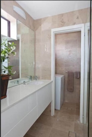 Imagen de la habitación del Hotel Waterfront On Manly Harbour. Foto 11
