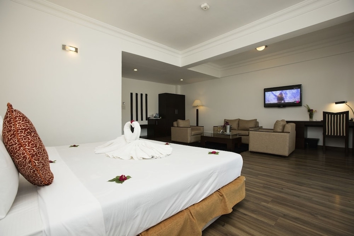 Imagen de la habitación del Hotel Waterfront Resort By Kgh Group. Foto 13