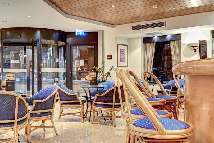 Imagen del bar/restaurante del Hotel Waterfront, Sliema. Foto 6