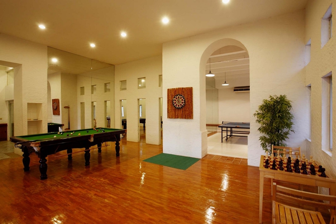 Imagen de los interiores del Hotel Waterfront Suites Phuket By Centara. Foto 10