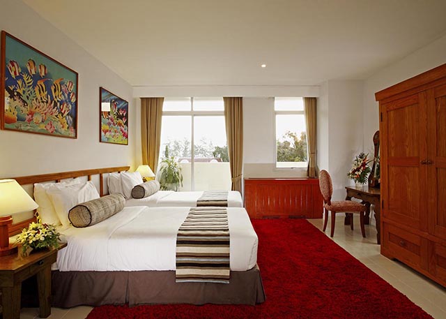 Imagen de la habitación del Hotel Waterfront Suites Phuket By Centara. Foto 6