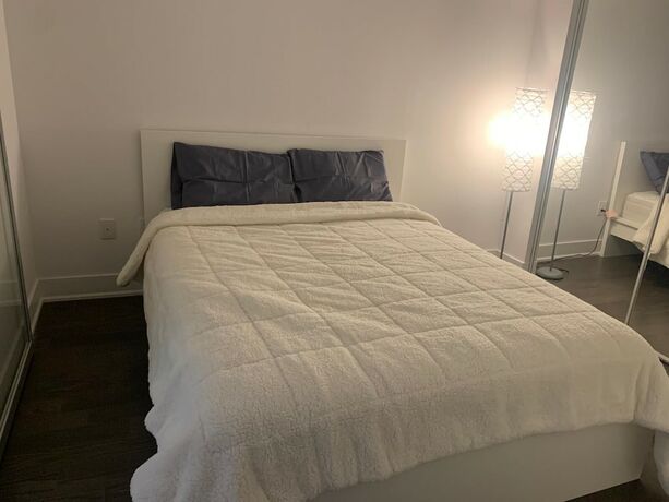 Imagen general del Hotel Waterfront York Suites. Foto 2