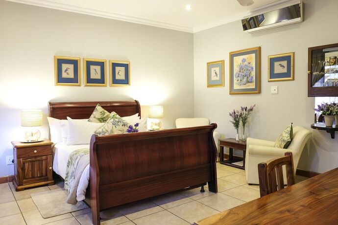 Imagen de la habitación del Hotel Waterkloof Guest House. Foto 13