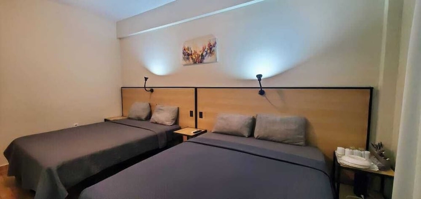 Imagen de la habitación del Hotel Waterland Suites. Foto 2