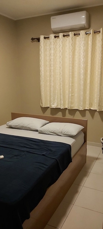 Imagen de la habitación del Hotel Waterland Suites. Foto 6