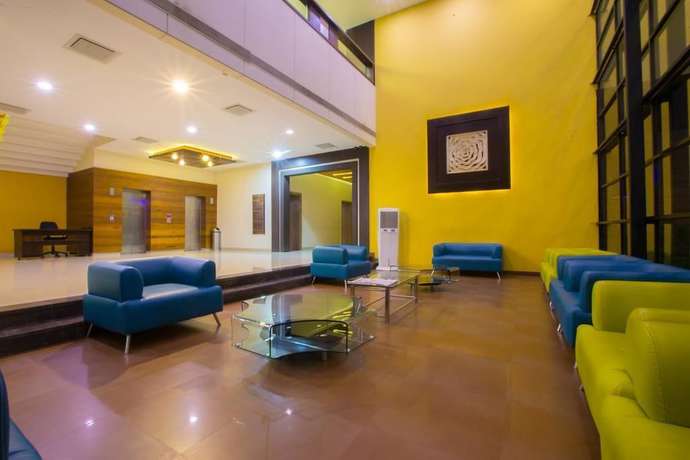 Imagen de los interiores del Hotel Waterlily Indore. Foto 9