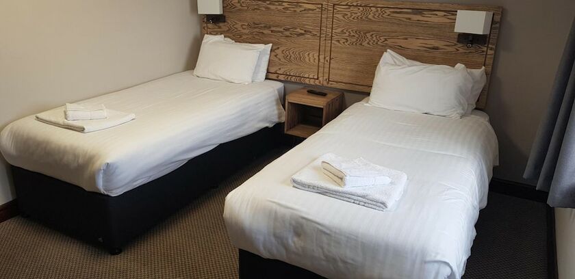 Imagen general del Hotel Waterloo Cross, Devon by Marston\'s Inns. Foto 3