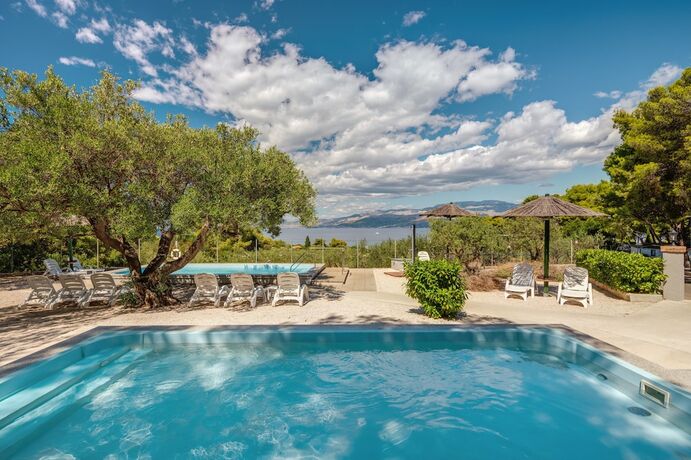 Imagen general del Hotel Waterman Beach Village. Foto 7